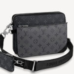 【高品質】新作 LOUIS VUITTON 直営 メッセンジャー G66 ショルダー M69443