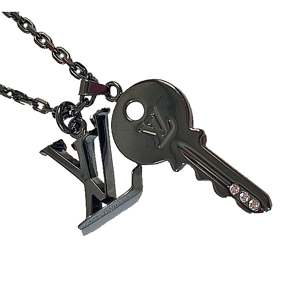 16062054709845701506581820_1 【高品質】【国内発送/直営店】LV イニシャル キー メンズ アクセサリー 箱 ラッピング ブラック ルテニウム ガンメタリック シルバー - 画像 (1)