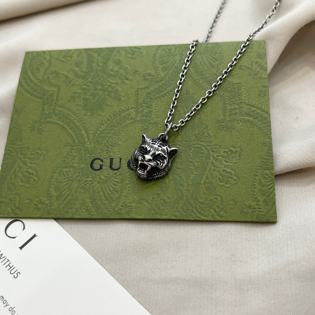 16063473232746200469781820_1 【高品質】【国内発送/直営店】 GUCCI/グッチ ネックレス メンズ - 画像 (1)