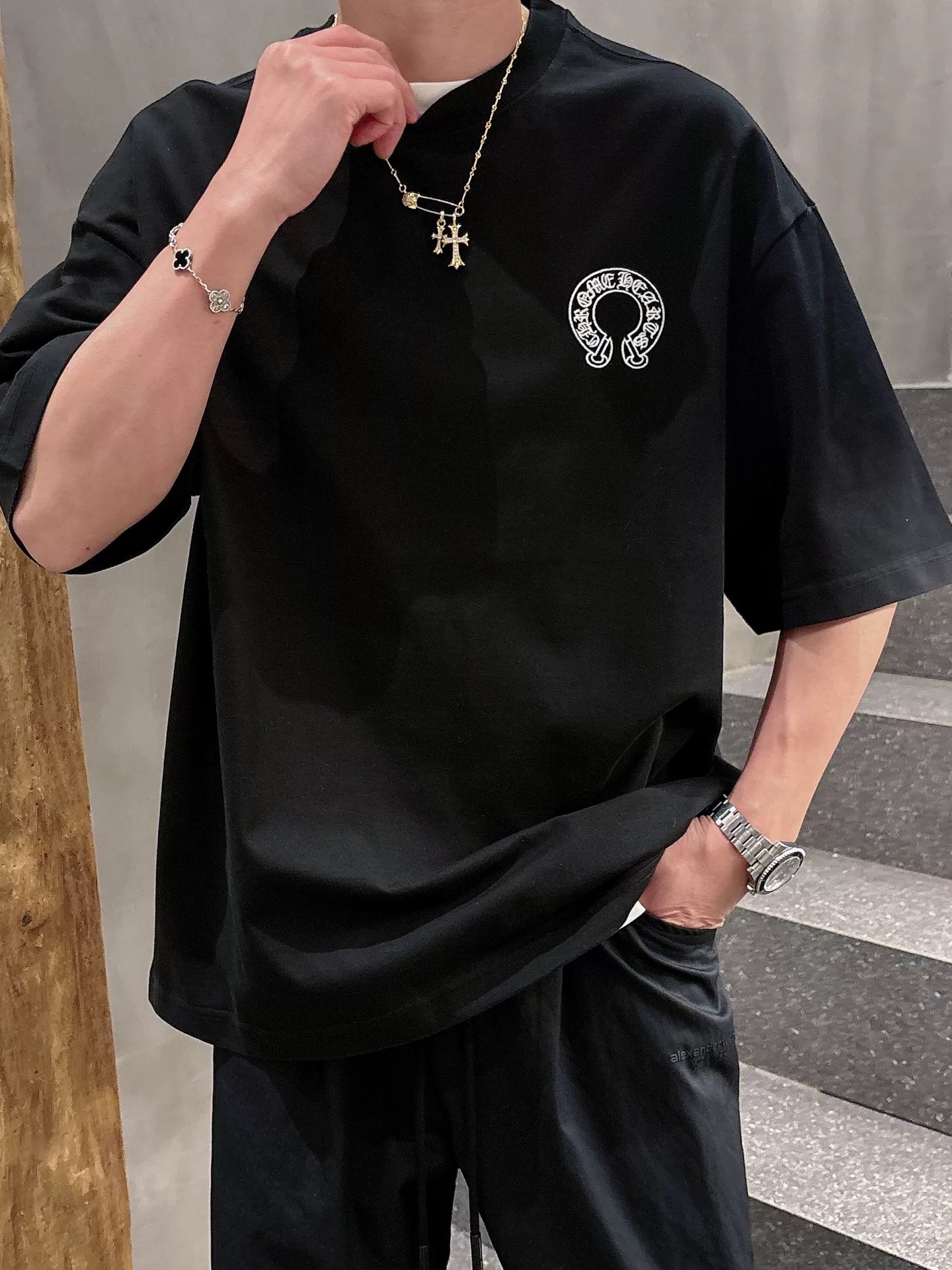 16069799476275391156831820_1 【Chrome Hearts】2025新作 クロムハーツ Tシャツ 男女兼用 高品質 半袖 CH048 - 画像 (1)