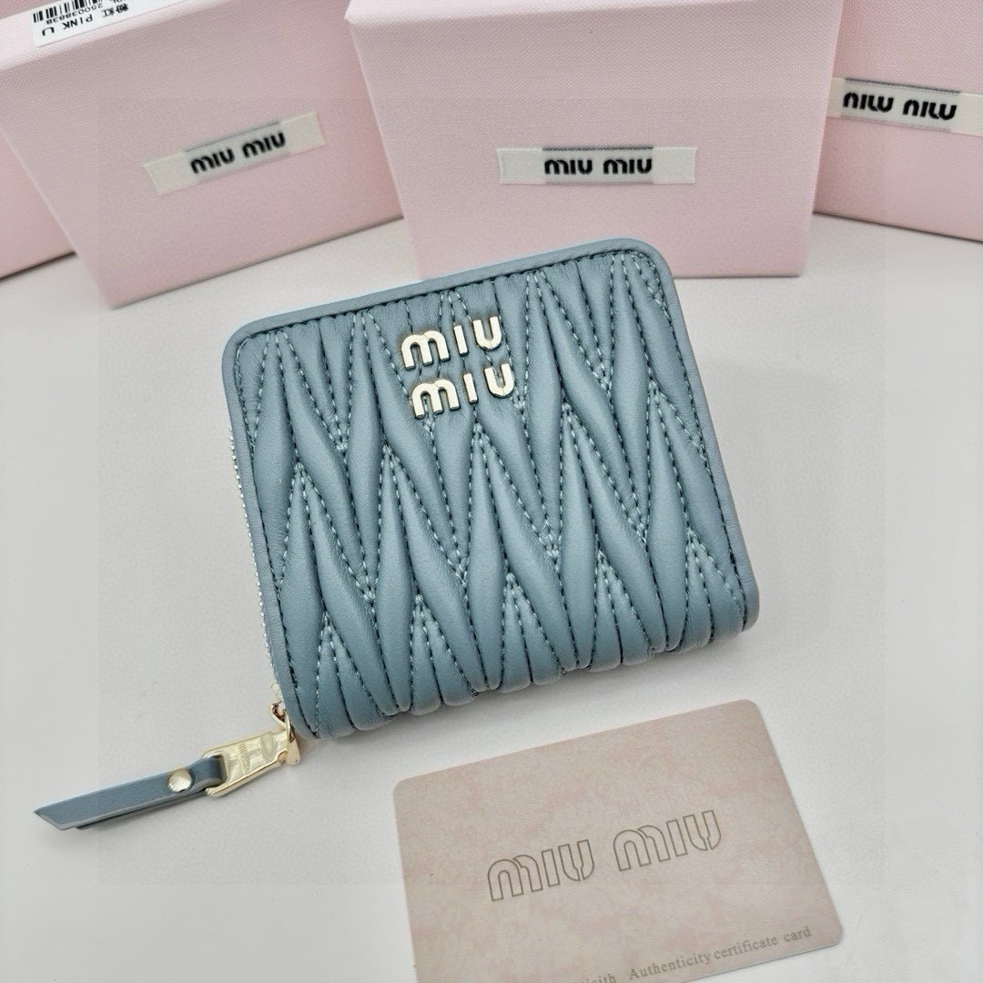 16069898343897406294821820_1 関税負担なし☆MiuMiu ミュウミュウ マテラッセ コインケース x 財布(レディース) - 画像 (1)