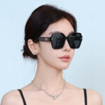 MIUMIU/ミュウミュウ 2025年スプリングコレクション🌟新作登場！❤❤サングラスの必需品 M9304