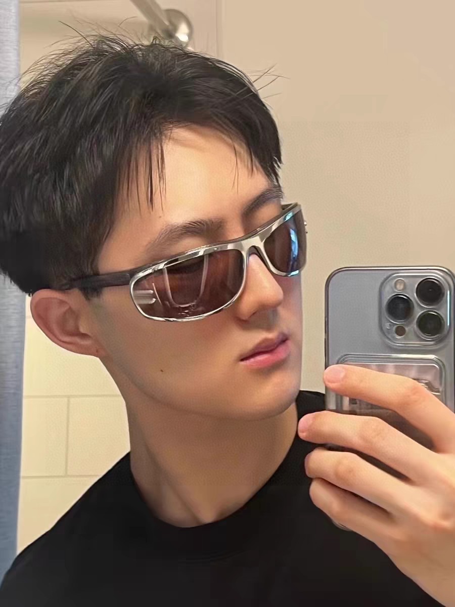 16070061016527476326451820_1 シャネル 2025年新作 欧米レトロ シルバー 曲面 アウトドア スポーツ サングラス CH381479 - 画像 (1)