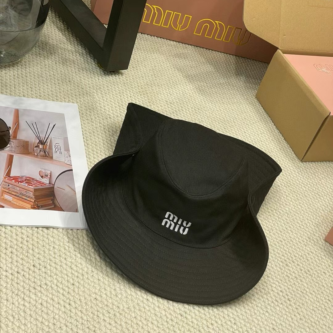 16070201972712546874961820_1 【MIU MIU】ミュウミュウ 2025年 新作 バケットハット - 画像 (1)
