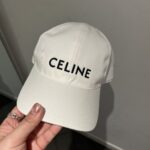 【CELINE】円安こそアウトレットで！ベースボールキャップ ロゴ 男女兼用