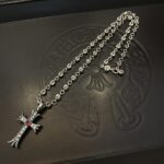 Chrome Hearts/クロムハーツ 最新作 クラシック 復古 花柄ボールネックレス フルダイヤモンド クロス ペンダント