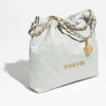 シャネル/CHANEL 22 ハンドバッグ 31