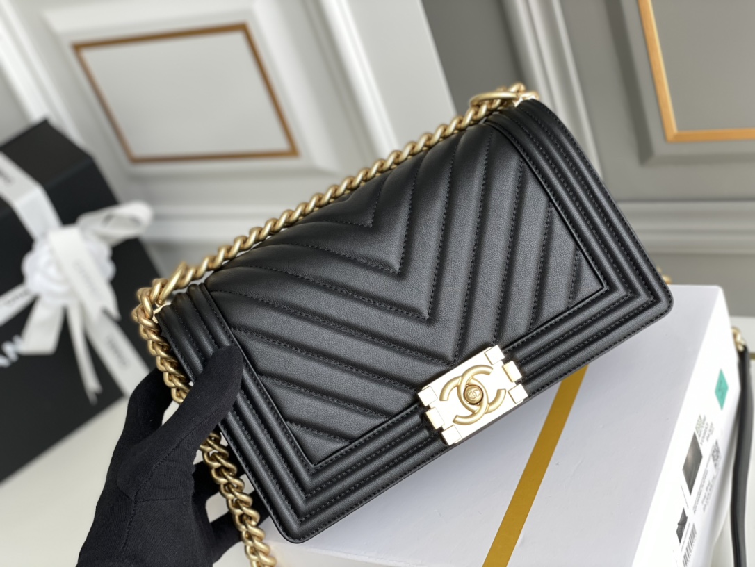 16071854961405982601831820_1 BOY シャネル/CHANEL SHOULDER BAG 532 - 画像 (1)