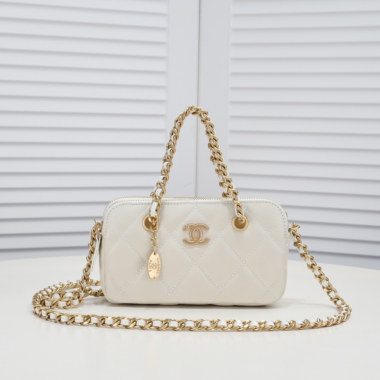16071854962737758007751820_1 シャネル/CHANEL 23K gold coin chain bag-2 colors - 画像 (1)