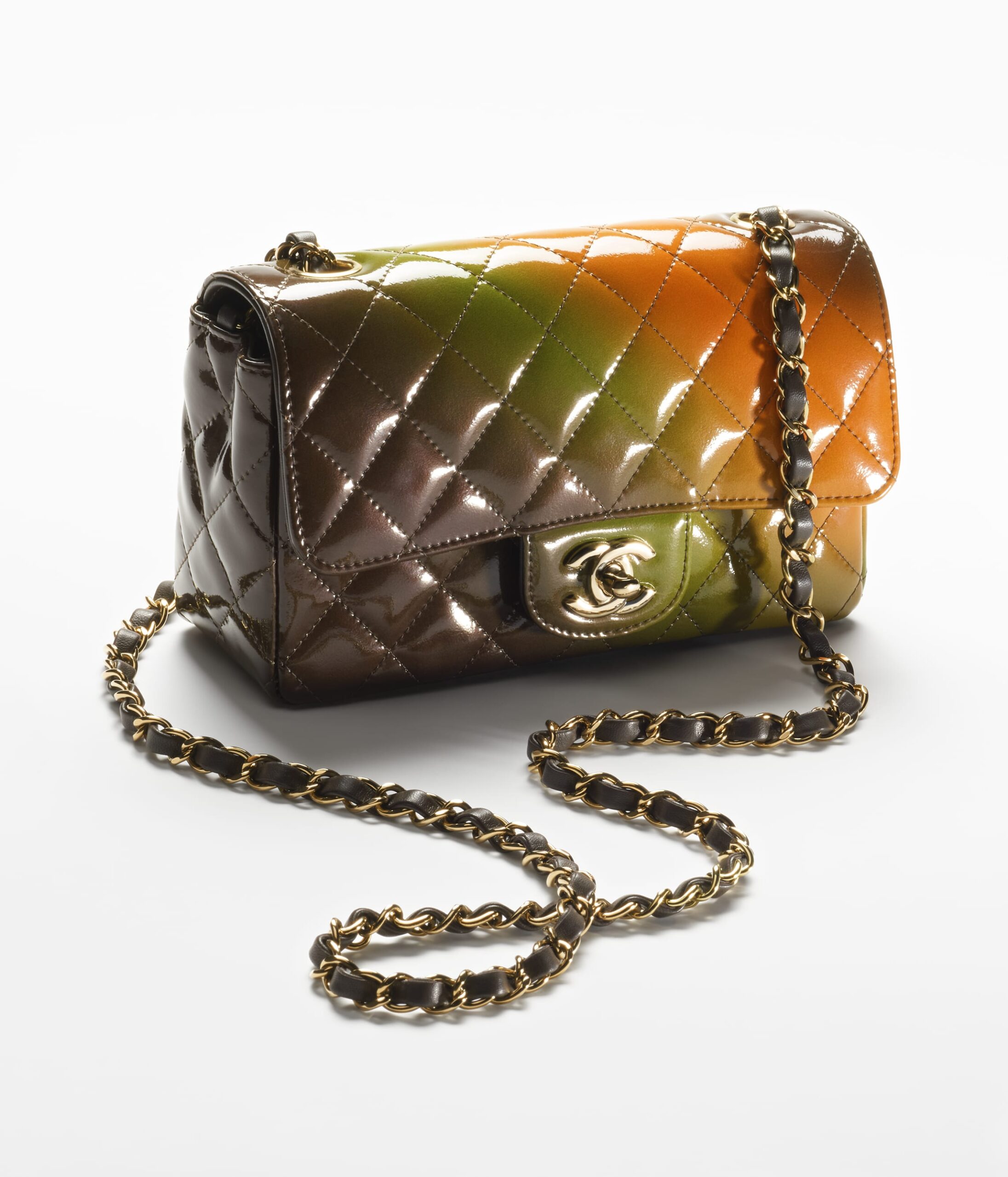 16071854965769736479461820_1 シャネル/CHANEL ミニ フラップ バッグ 24 - 画像 (1)