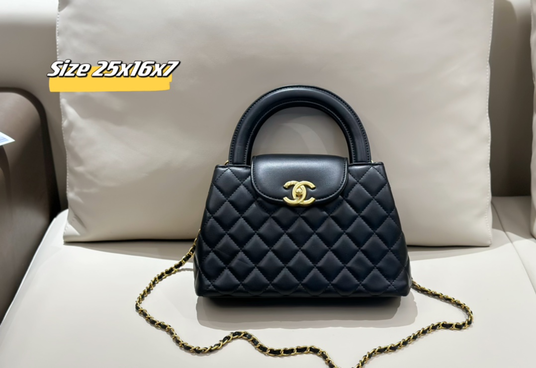 16071854968262327464681820_1 【CHANEL】【大人気定番商品♪】シャネル 3点セット - 画像 (1)