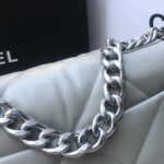 シャネル/CHANEL 19 medium 1161