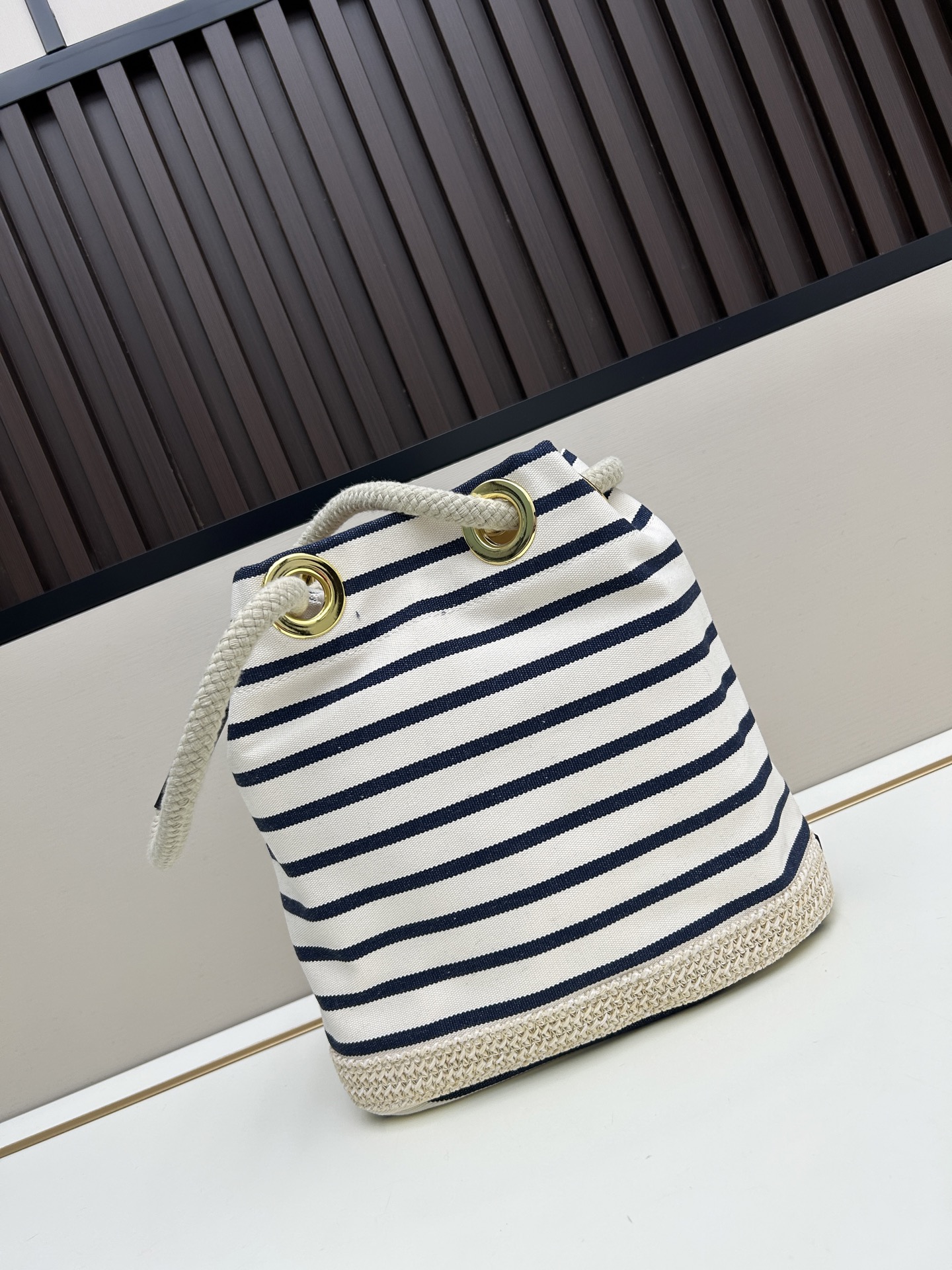 16071857035489478381231820_1 【PRADA】プラダ Mariner バケットバッグ 2548 - 画像 (1)