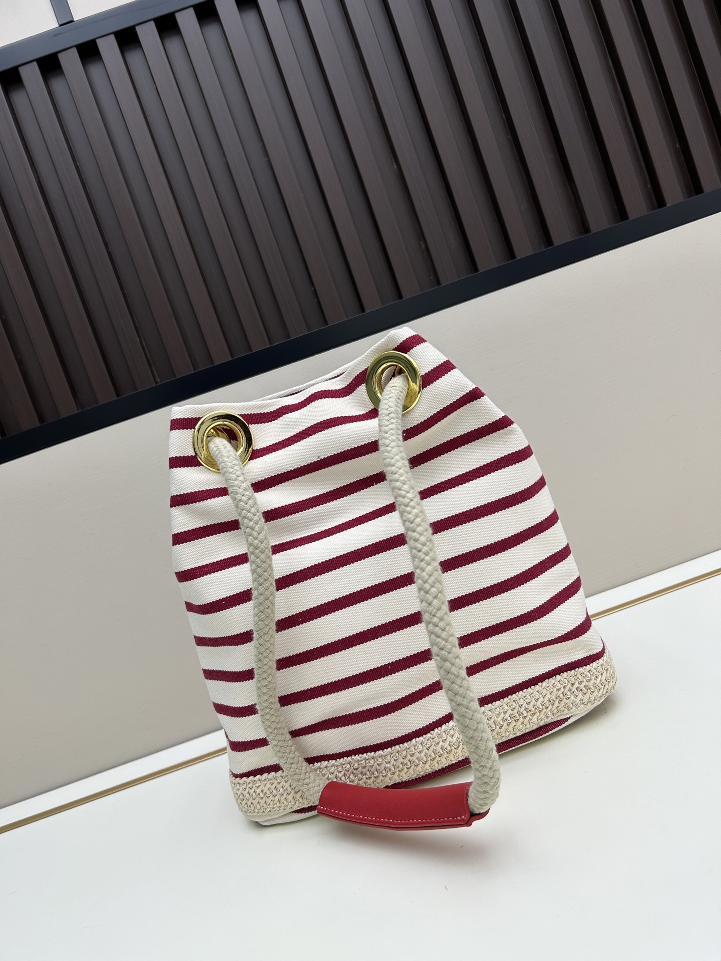 16071857035528569294721820_1 【PRADA】プラダ Mariner バケットバッグ 2548 - 画像 (1)