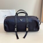 【PRADA】プラダ ADIDAS 連名の旅行かばん