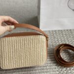 【PRADA】プラダ わら編みバッグ カメラバッグ 18*12CM