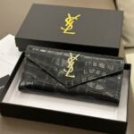 【サンローラン】YSLウォレット