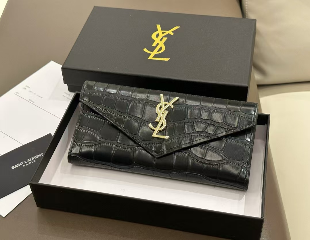 16071867763519691603461820_1 【サンローラン】YSLウォレット - 画像 (1)