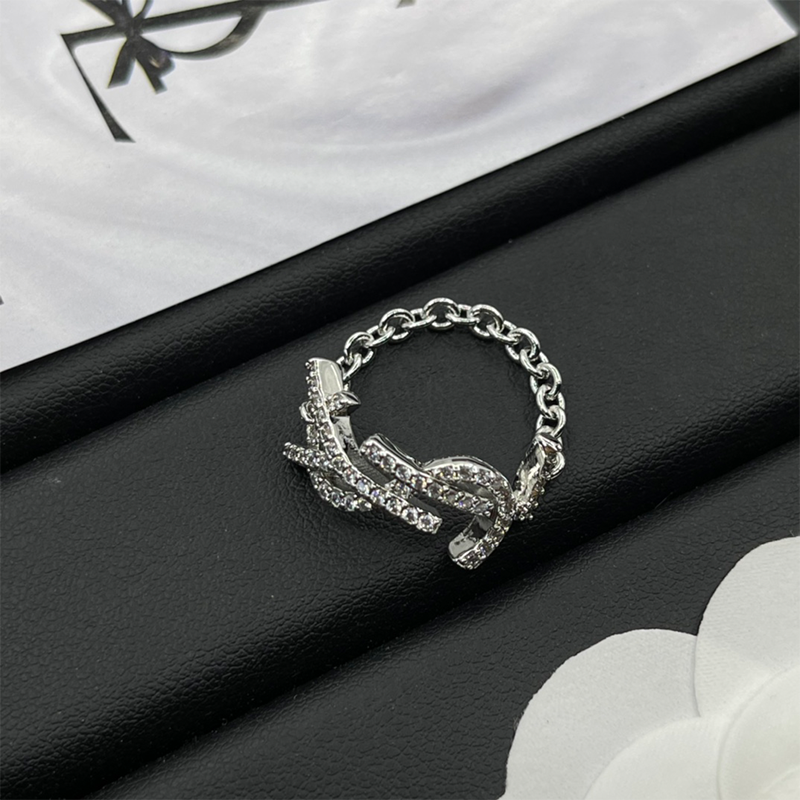 16071867763610120799871820_1 【サンローラン】YSLファッションリング03 SS92267 - 画像 (1)