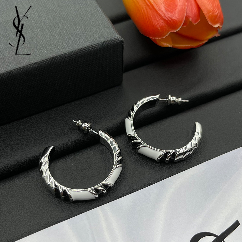 16071867763804400961751820_1 【サンローラン】YSLおしゃれなピアス01 SS94804 - 画像 (1)