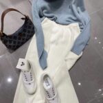 【サンローラン】YSL薄手の刺繍入りルーズラウンドネックカシミヤボトムス