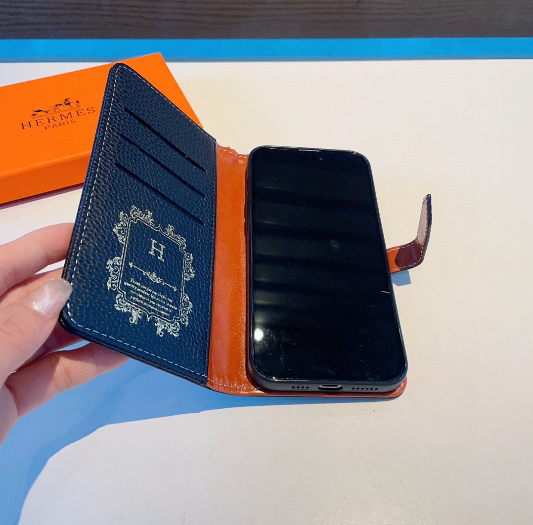 16071872467073937360171820_1 【HERMES】エルメス ブラック きんぞく 電話ケース zm - 画像 (1)