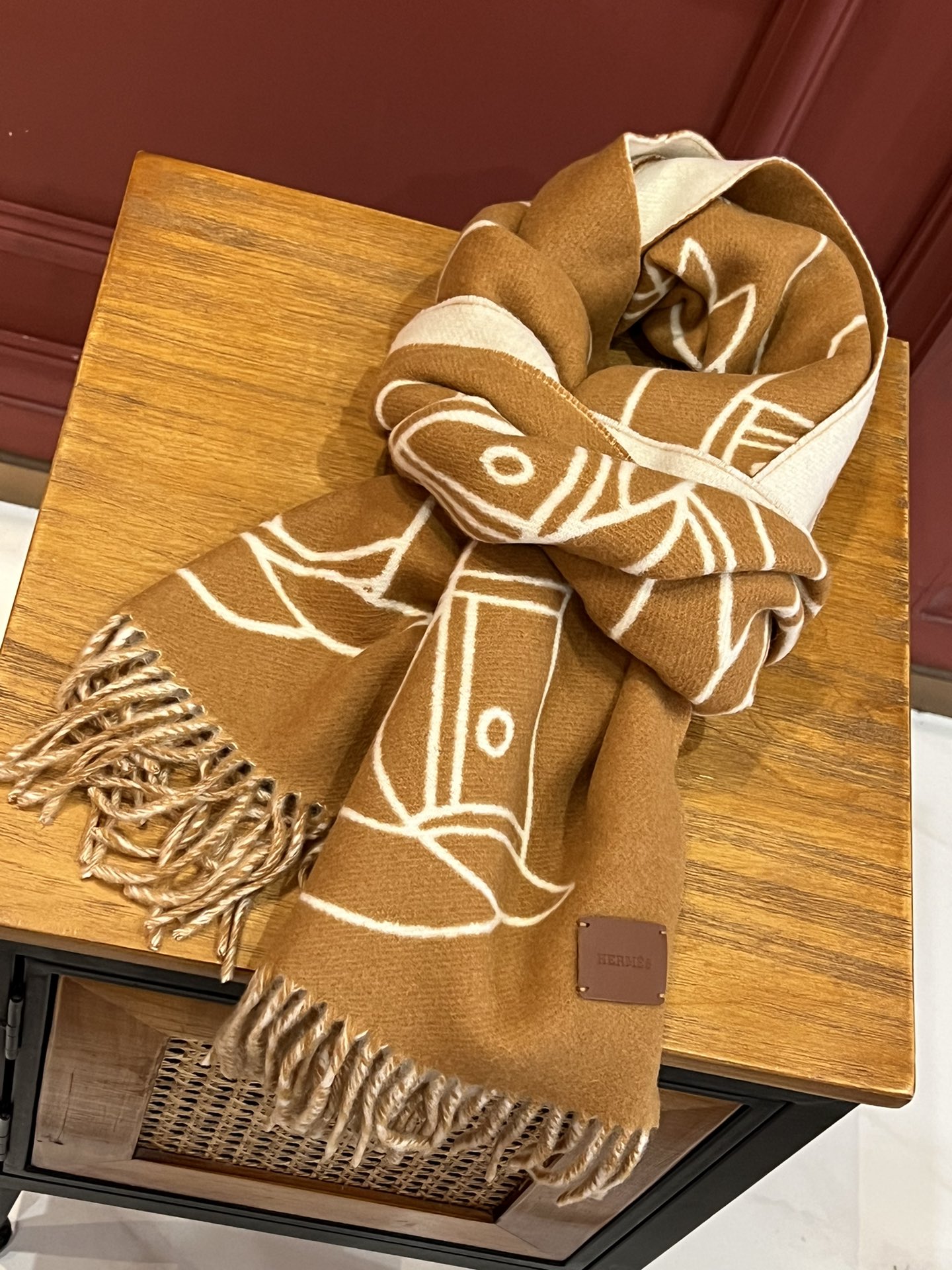 16071872472322186067121820_1 【【HERMES】エルメス エルメス 】スカーフ40*195CM - 画像 (1)