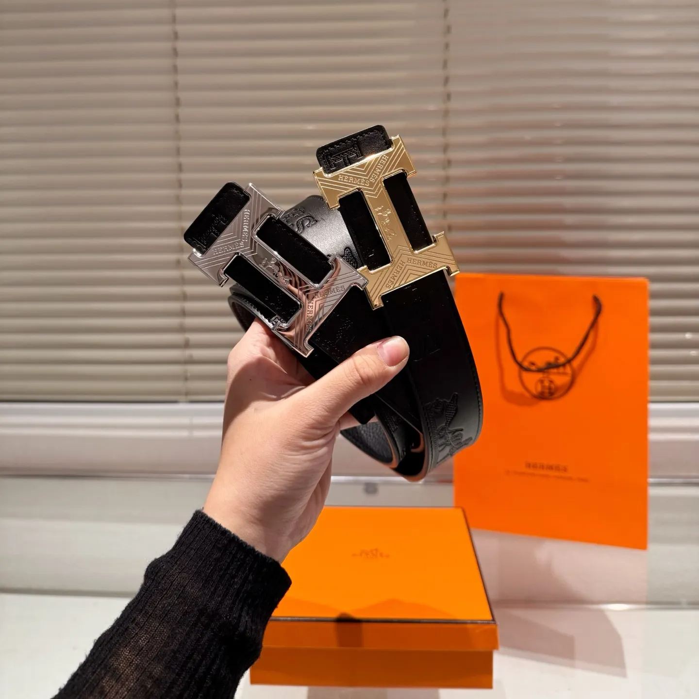 16071872472550859524171820_1 【HERMES】エルメス カートを引くためのクラシックな高品質バックル - 画像 (1)