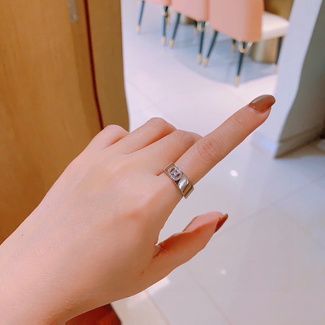 16071872473748417199141820_1 【HERMES】エルメスエルメス 指輪 2473 - 画像 (1)