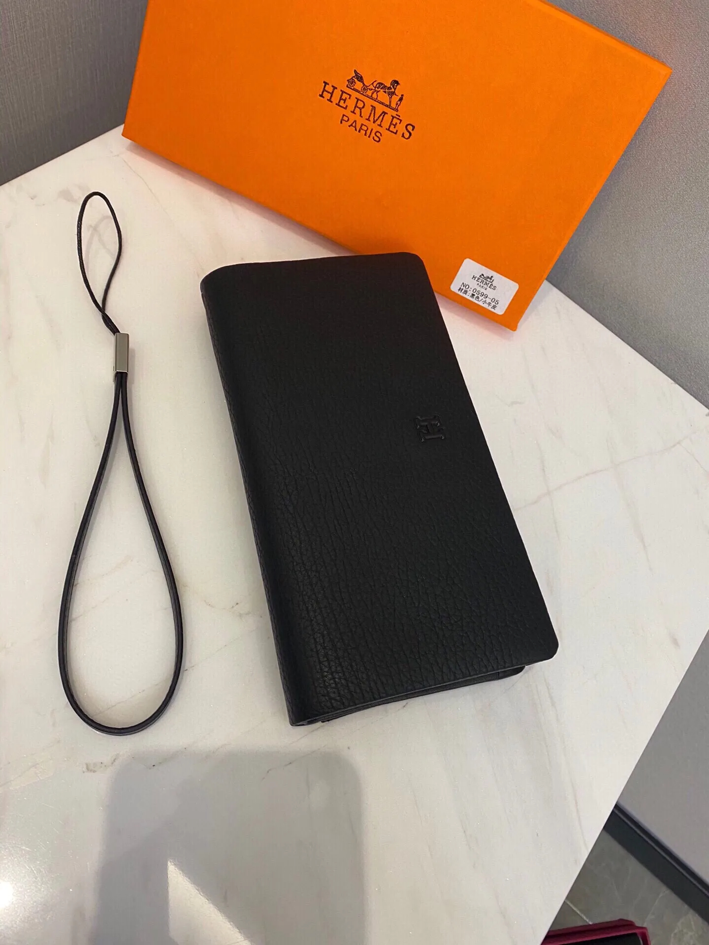 16071872477086412101791820_1 【HERMES】エルメス 財布 17 X 9 X 2 CM - 画像 (1)