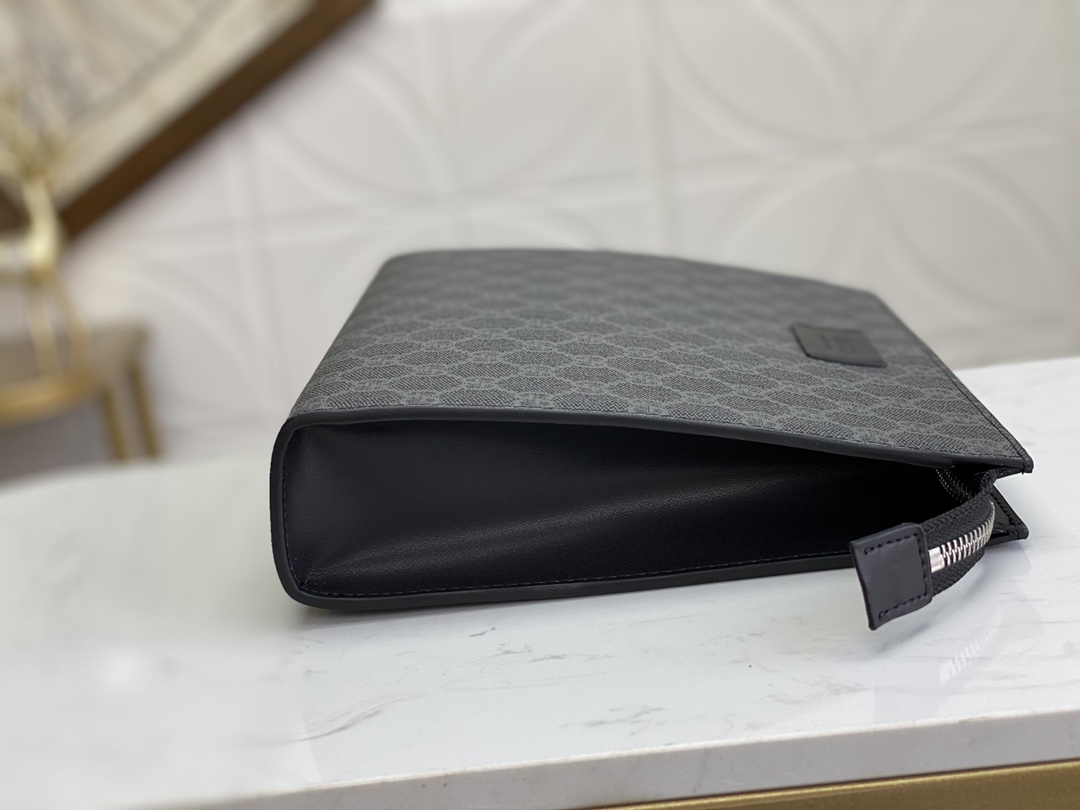 16071873500191242344101820_1 Gucci (グッチ) クラッチバッグ 約26cm - 画像 (1)