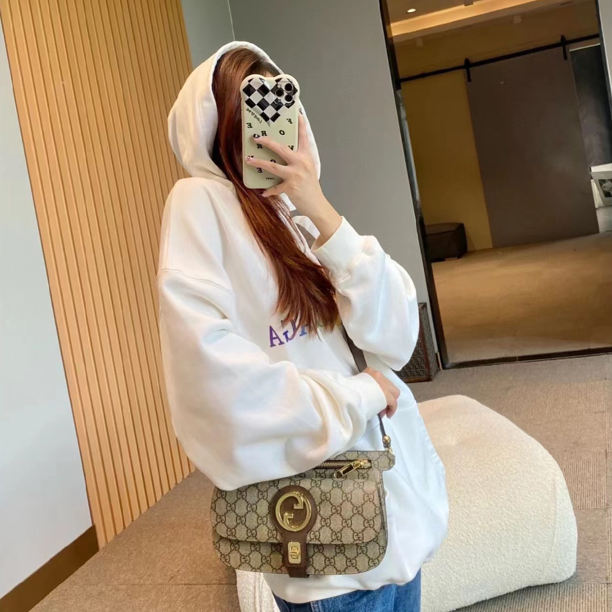 16071873503128597324281820_1 【GUCCI】グッチ Blondie ファニーパック クロスボディバッグ - 画像 (1)