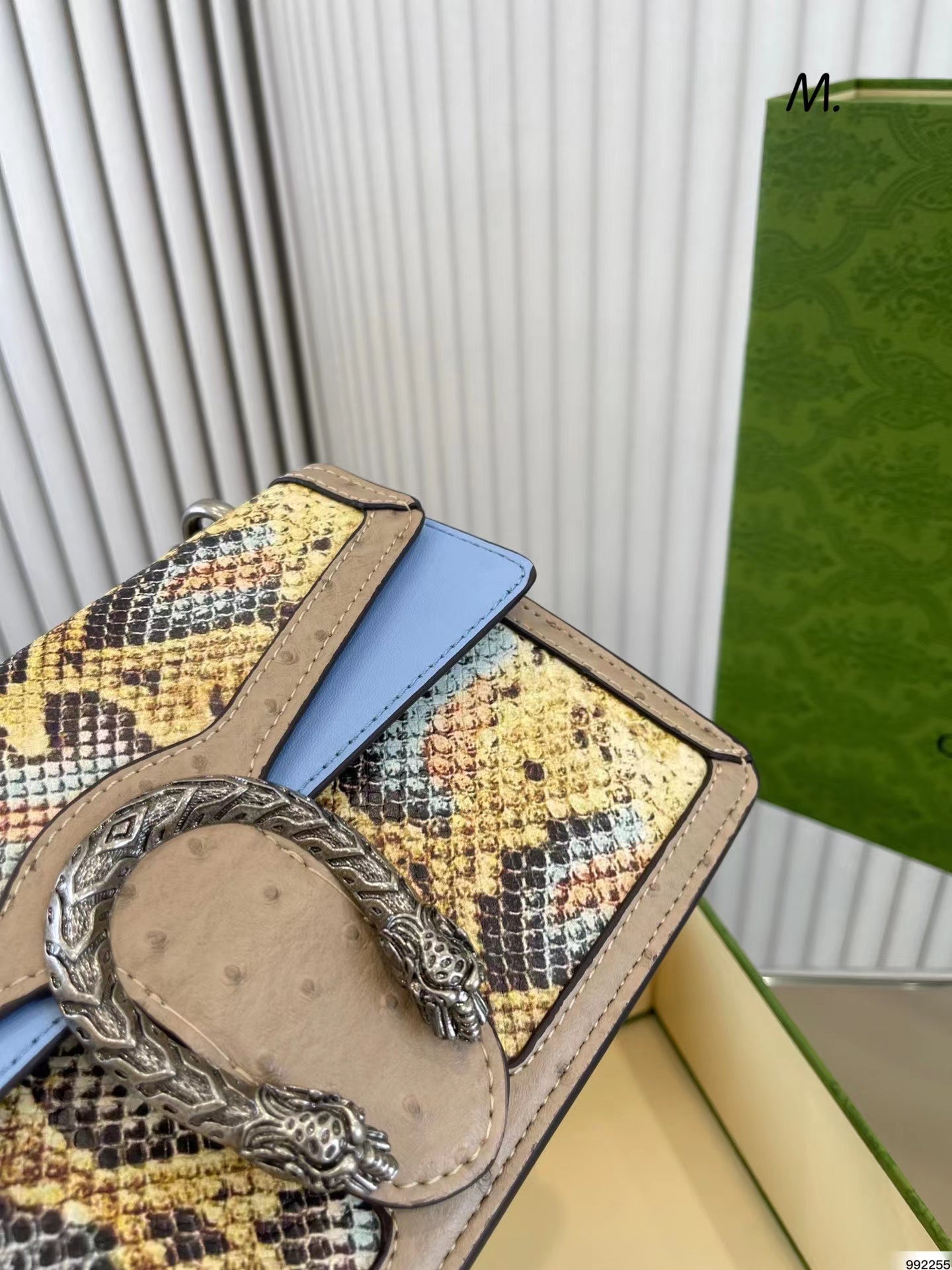 16071873503283954345701820_1 【GUCCI】グッチ 〔ディオニュソス〕レザー ショルダーバッグ - 画像 (1)