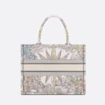 人気の新商品 DIOR BOOK TOTE ミディアムバッグ