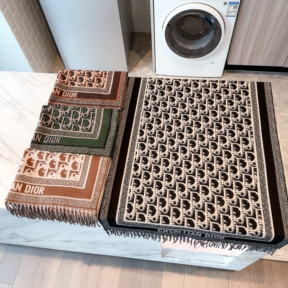 16071887216955650652541820_1 【Dior】スカーフ - 画像 (1)