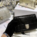 【Dior】人気の新作 Dior 盾チェーンバッグ