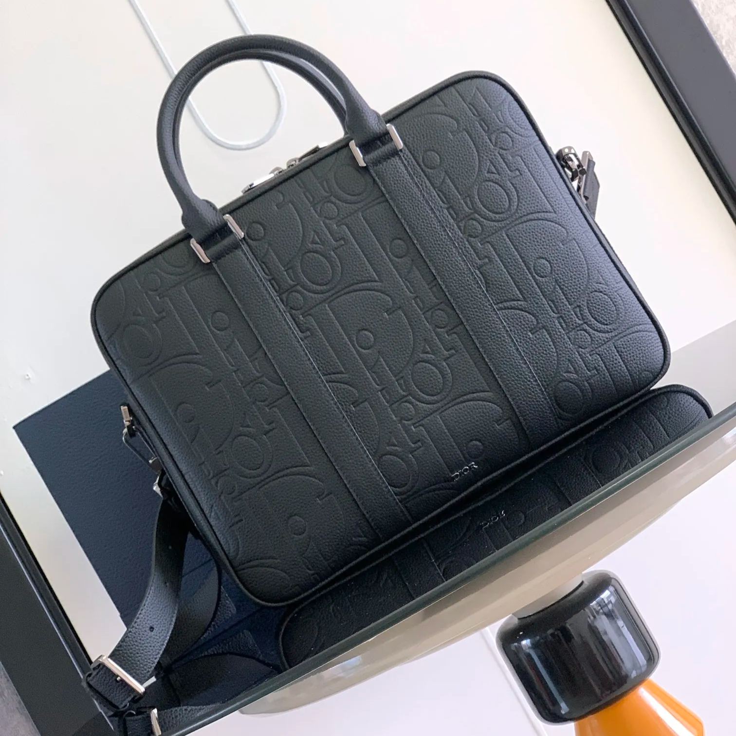 16071887221592705383911820_1 【Dior】2024年秋冬メンズシリーズ新商品 1ESBR180CDP - 画像 (1)