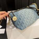 【Dior】デニム老眼ランチボックスバッグ