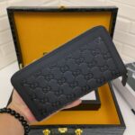 GUCCI グッチ/ インターロッキングG 二つ折り 長財布