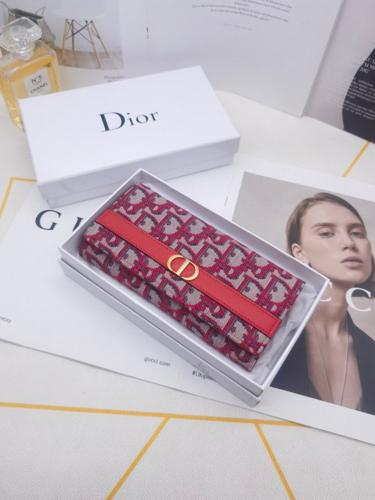 【AT10141】ディオールクラシックエンボス財布 ワインレッド 豪華なファッション カード収納 CDロゴ装飾 | Dior Paris