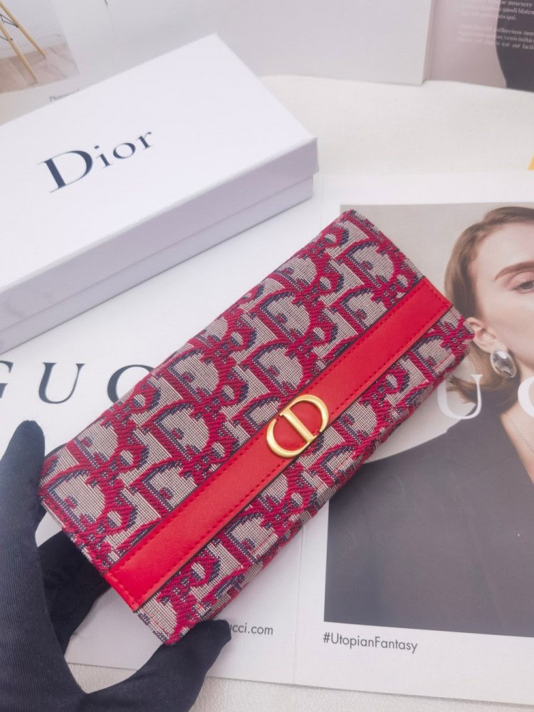 【AT10141】ディオールクラシックエンボス財布 ワインレッド 豪華なファッション カード収納 CDロゴ装飾 | Dior Paris