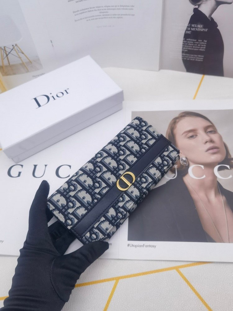 【AT10142】ディオールオブリーク柄長財布 - 高級牛革素材と金属ロゴバックル付き | Dior Paris