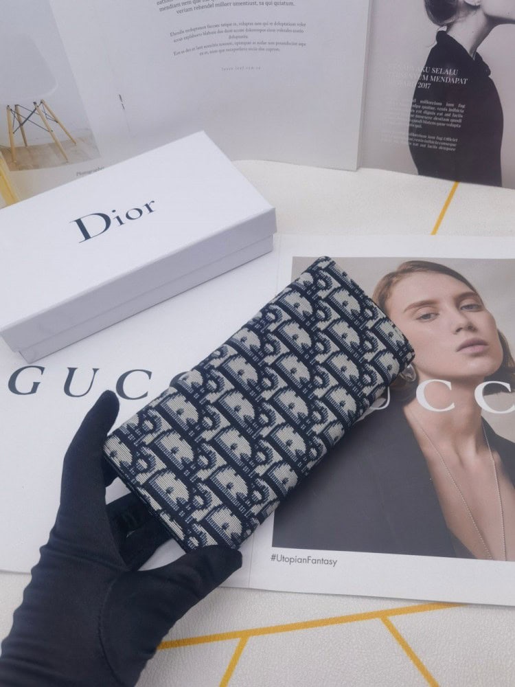 【AT10142】ディオールオブリーク柄長財布 - 高級牛革素材と金属ロゴバックル付き | Dior Paris