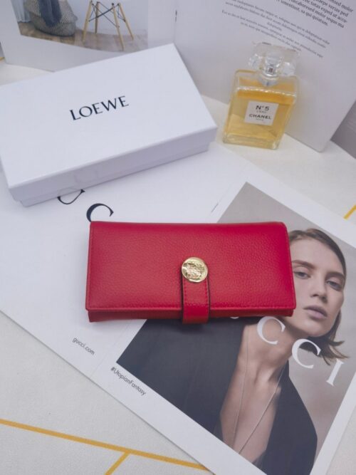 【AT10144】LOEWE（ロエベ）赤色レザー財布 - 高級感と活力を表現するファッションアイテム | Loewe