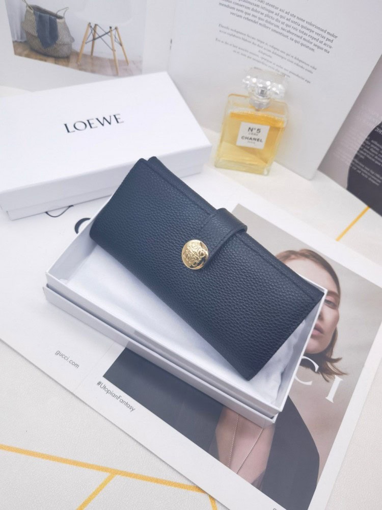 【AT10145】LOEWE レザーウォレット - 高級な牛革、シルクのような触り心地、エレガントなデザインと豪華な機能 | Loewe Madrid