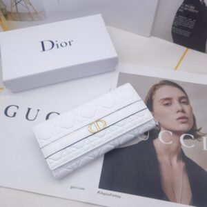 【AT10152】ディオール Dior ロングウォレット - クラシックな菱形柄と贅沢な質感 | Gucci Firenze