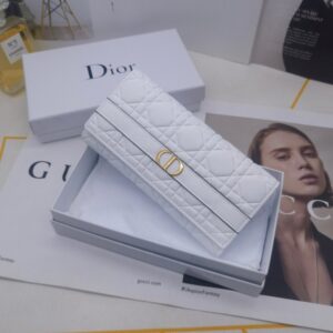 【AT10152】ディオール Dior ロングウォレット - クラシックな菱形柄と贅沢な質感 | Gucci Firenze