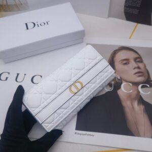 【AT10152】ディオール Dior ロングウォレット - クラシックな菱形柄と贅沢な質感 | Gucci Firenze