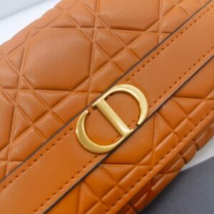 【AT10154】フランスエレガンスを演出する 高級牛革財布【ブランド名:CD】 | Christian Dior