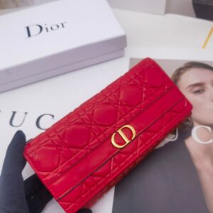 【AT10155】ディオールのクラシックなエレガントレッドレザーウォレット | Christian Dior